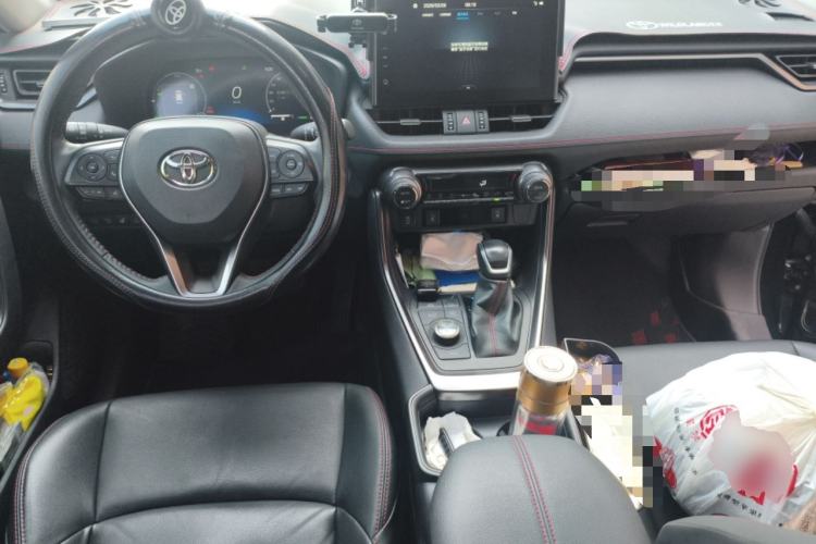 Used Toyota Wildlander New Energy 2021 High-Performance Edition 2.5L Four-Wheel Drive GT Version Center Console