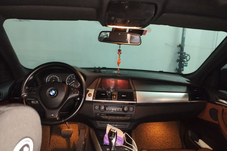 Used BMW X5 2011 xDrive35i M Sport model
