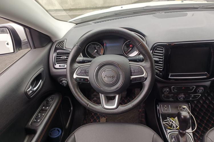 Used Jeep Compass 2017 200T Automatic Prestige Edition
