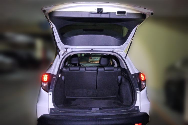 Used Honda Vezel 2020 1.5L CVT Pioneer Edition