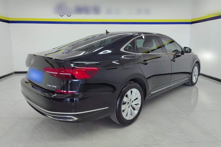 Used Volkswagen Passat 2019 330TSI Elite Edition China VI
