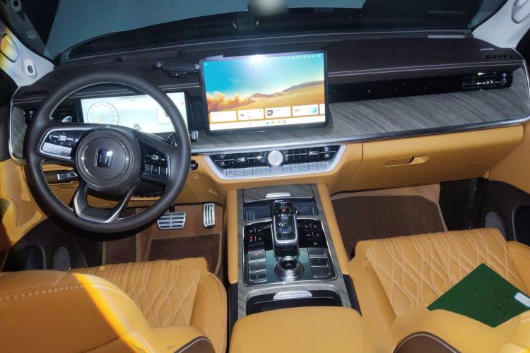 Used Tank 500 2022 3.0T Business Edition "Creation Realm" Design 5-Seater Center Console