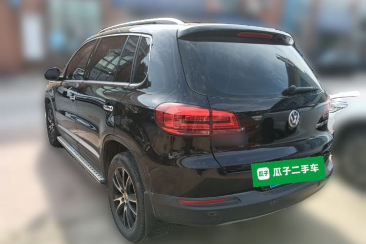 Used Volkswagen Tiguan 2015 1.8TSI Automatic Two-Wheel Drive Luxury Model Rear Left 45 Deg