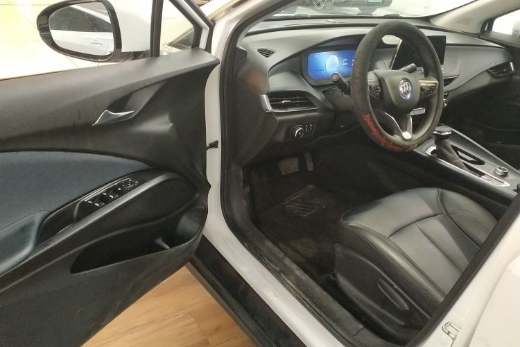 Used Buick Velite 6 2023 430km Range Commuter Version
