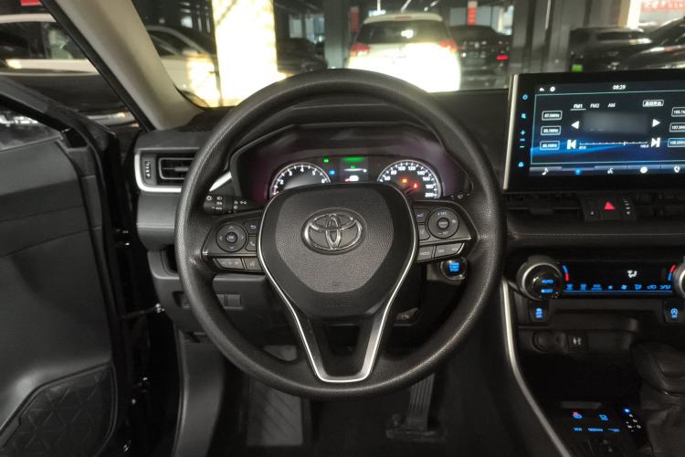 Used Toyota Wildlander 2021 2.0L CVT Two-Wheel Drive Luxury Edition
