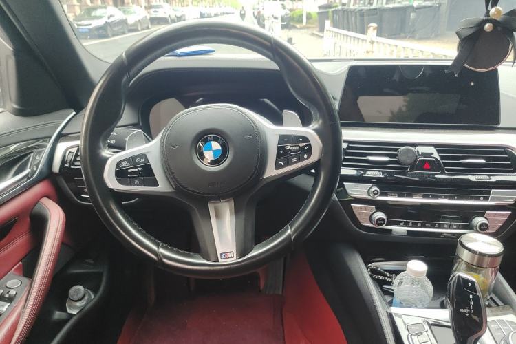 Used BMW 5 Series 2020 530Li Leading Model M Sport Package Steering Wheel