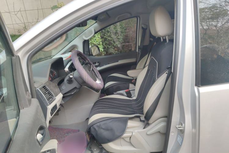 Used JAC Refine M4 2017 2.0T Manual Luxury Smart Version
