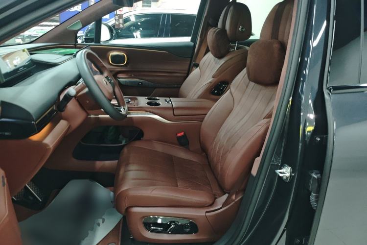 Used Hyptec HL 2025 700 Ultra Six-Seater All-Wheel-Drive LiDAR Version
