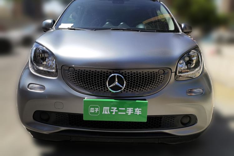Used smart forfour 2016 1.0L 52 kW Passion Edition Front