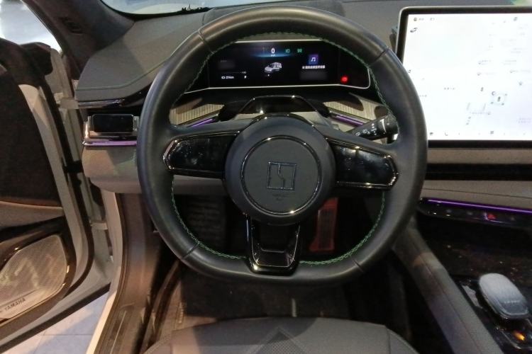 Used Zeekr 001 2023 ME Edition 100 kWh Steering Wheel