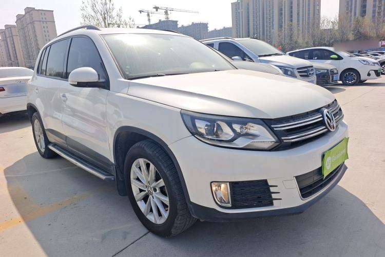 Used Volkswagen Tiguan 2015 1.8TSI Automatic Two-Wheel Drive Comfort Edition Front Right 45 Deg