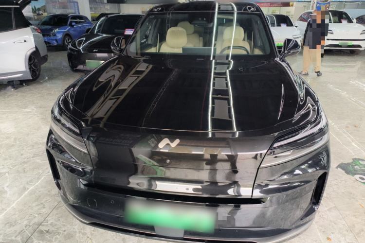 Used ONVO Luxeed L90 2025 Model—Max Six-Seater Version Front