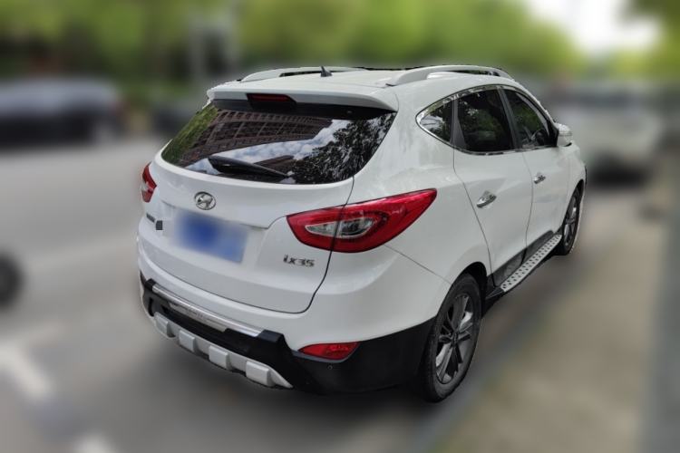 Used Hyundai ix35 2013 2.0L Automatic Two-Wheel Drive Smart GLS China IV Standard
