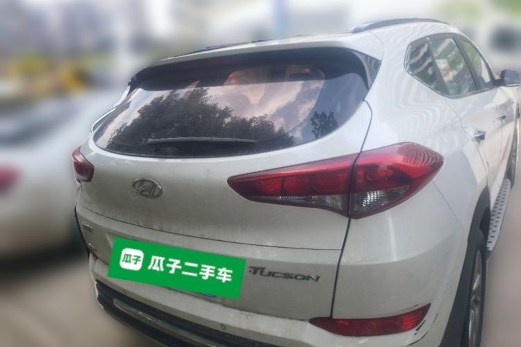 Used Hyundai Tucson 2015 1.6T Dual-Clutch Two-Wheel-Drive Smart Model Rear