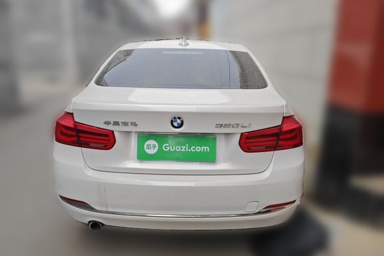 Used BMW 3 Series 2016 320Li Ambition Model
