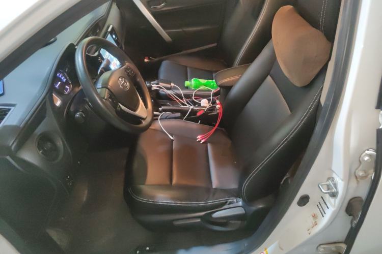 Used Toyota Levin 2017 Revised Dual-Engine 1.8H GS E-CVT Elite Sunroof Version China V Standard Left Front Seat