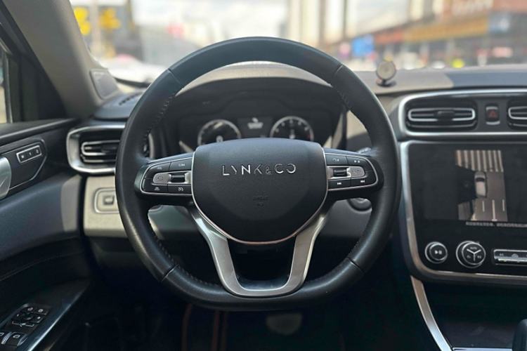 Used Lynk & Co 01 2019 2.0T Two-Wheel Drive Zhaopu Version China VI Standard