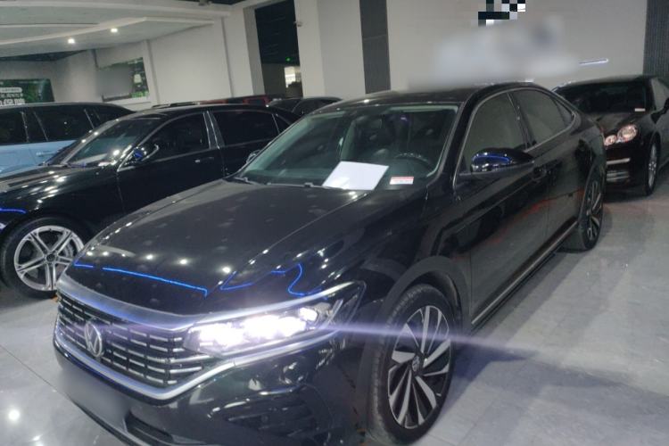Used Volkswagen Passat 2022 330TSI Elite Edition Custom Version