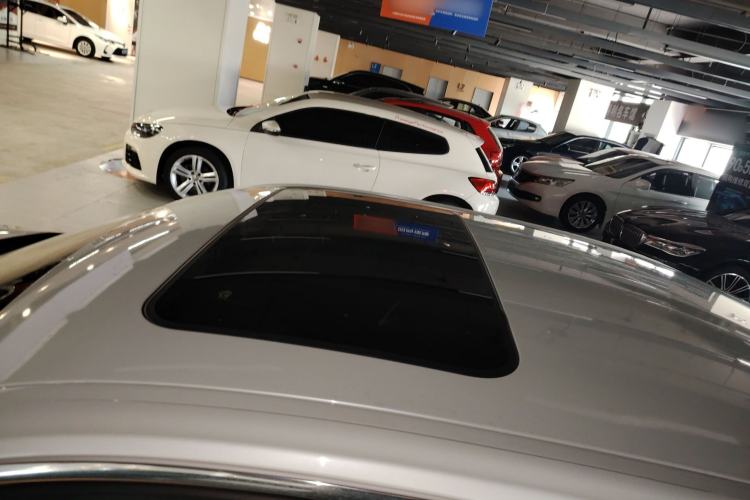 Used BMW 3 Series 2017 320Li Fashion Model
