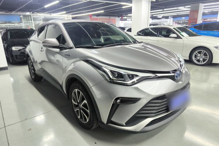 Used Toyota IZOA 2021 Dual-Motor 2.0L Yichi Edition Exterior 2
