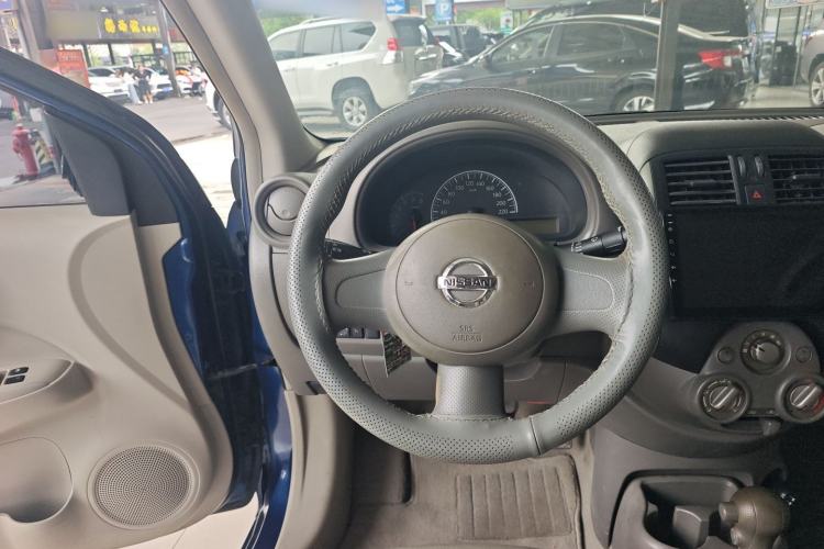 Used Nissan Sunny 2011 1.5XE CVT Comfort Edition Steering Wheel