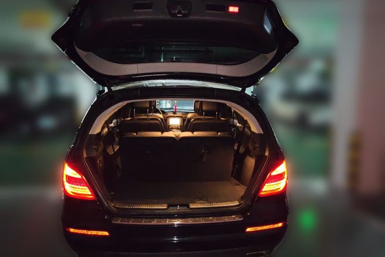 Used Mercedes-Benz R-Class 2017 R 320 4MATIC Luxury Collection Edition