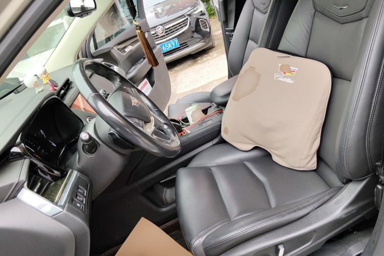 Used Cadillac XT5 2016 25T Luxury Model Left Front Seat