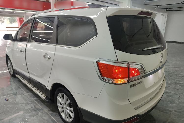 Used Baojun 730 2014 1.5L Manual Luxury Navigation ESP Version 7 Seats