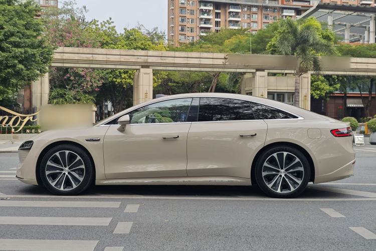 Used Hima Luxeed S7 2025 855 km Max