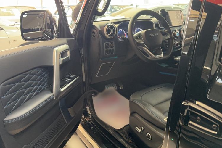 Used BAIC Off-Road BJ40 2023 2.0T Automatic Four-Wheel Drive Urban Hunter Edition Chivalrous Type