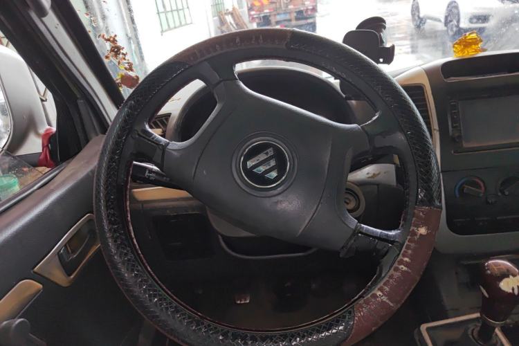 Used Foton Scenic 2014 2.5T Express Classic Long-Wheelbase Low-Roof Model 4J25TC
