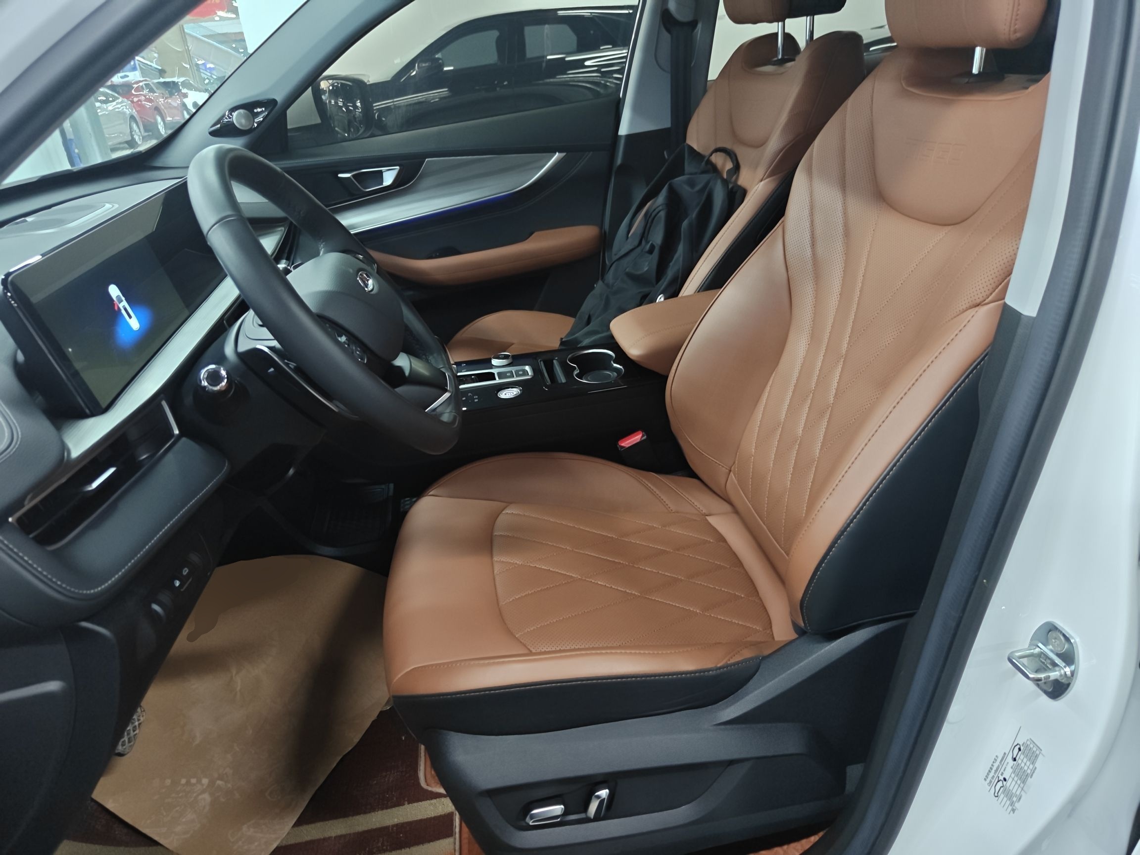 Переднее сиденье в автомобиле