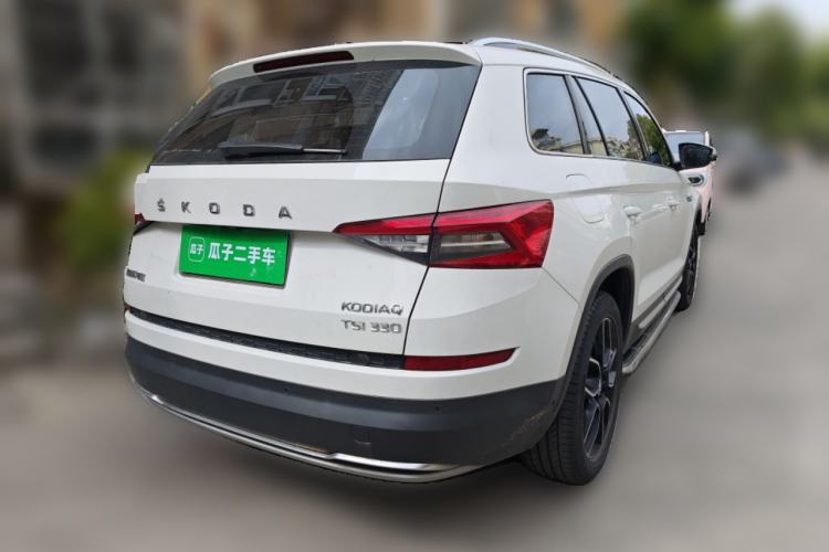 Used Skoda Kodiaq 2019 Facelifted TSI330 7-Seater Two-Wheel-Drive Luxury Enjoyment Edition China VI Standard Rear Right 45 Deg