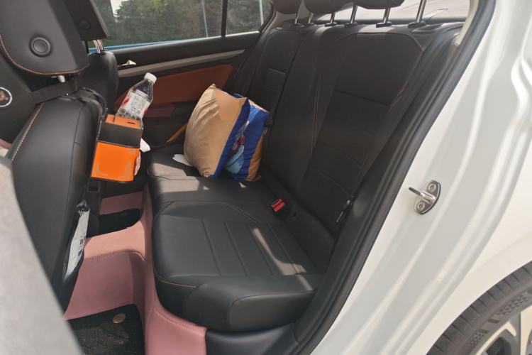 Used Volkswagen Bora 2025 Model, Facelifted 200TSI DSG Yuexing PRO Edition Left Rear Seat