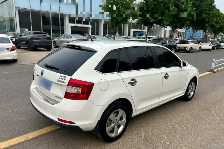 Used Skoda Rapid Spaceback 2016 1.6L Manual Trend Edition Exterior 6