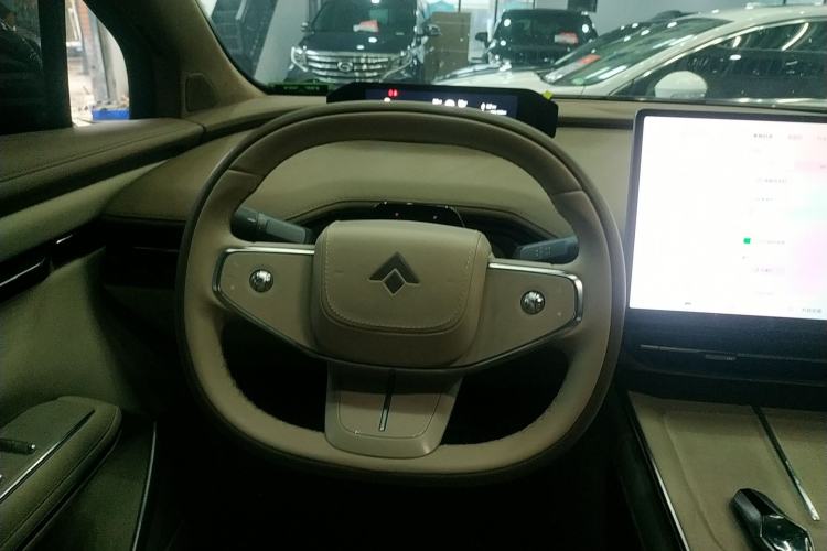 Used Hyptec HT 2023 670 Rear-Drive Ultra-High-Voltage NDA Version Steering Wheel