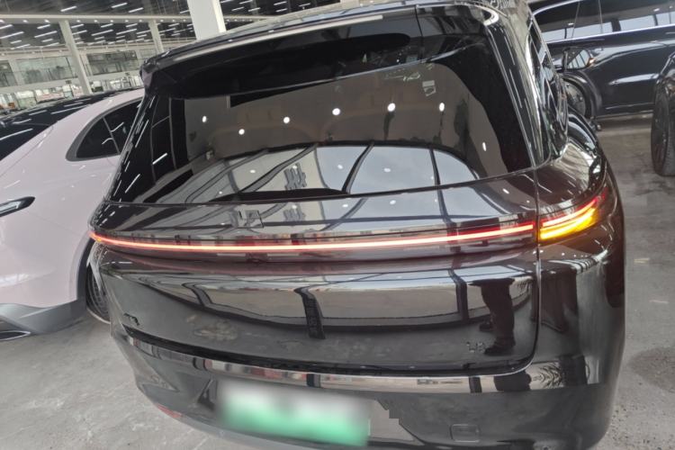 Used Li Auto L8 2023 Pro Model Rear