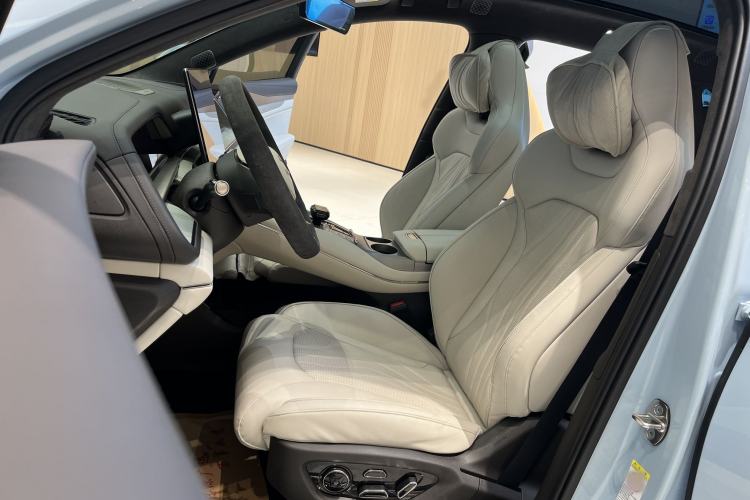 Used Denza N7 2023 Long-Range Performance Max Edition
