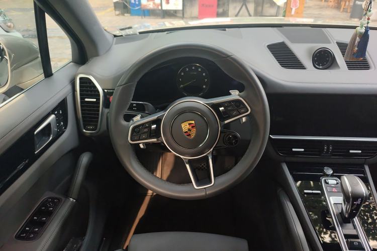 Used Porsche Cayenne E-Hybrid 2022 Cayenne E-Hybrid 2.0T Platinum Edition
