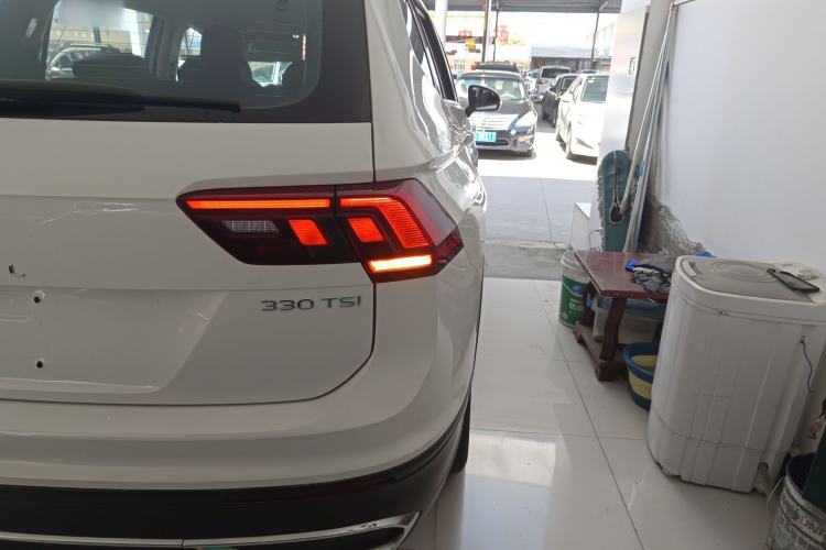 Used Volkswagen Tiguan L 2022 330TSI Automatic Two-Wheel Drive Comfort Edition Exterior 3