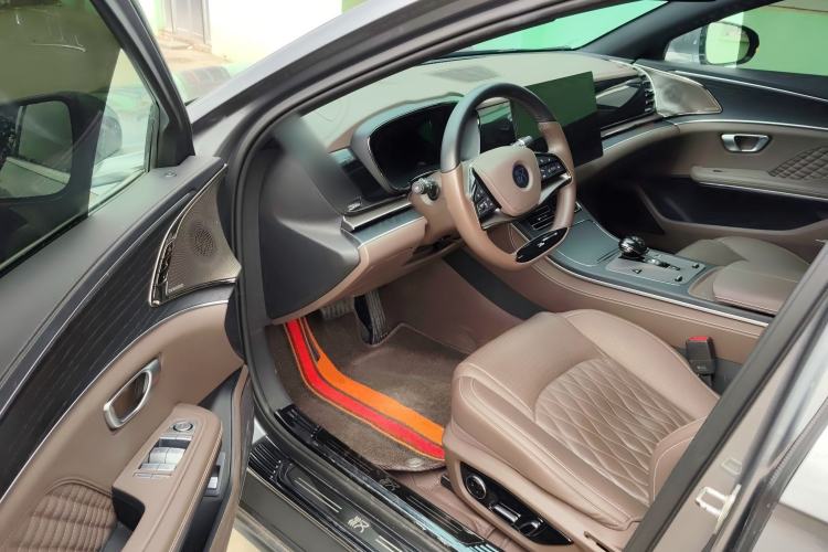 Used BYD Han 2023 DM-i Champion Edition 121KM Prestige Model
