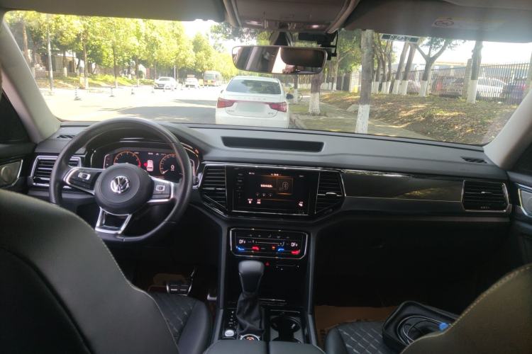 Used Volkswagen Teramont X 2020 Facelift 380TSI Four-Wheel Drive Luxury Edition Center Console