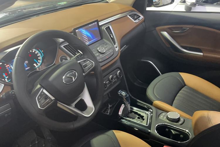 Used Soueast DX7 2015 1.5T Automatic Luxury Model