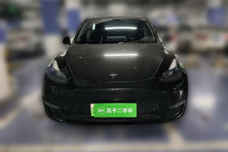 Used Tesla Model Y 2022 Long-Range All-Wheel-Drive Version
