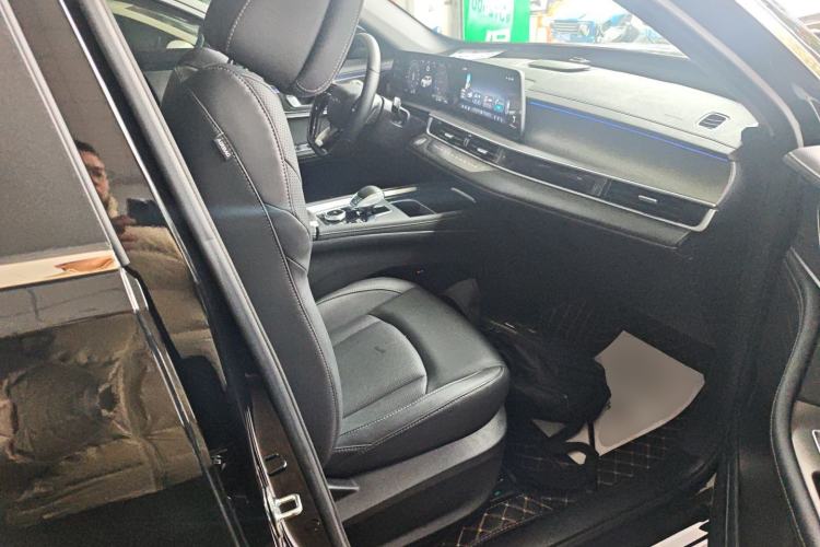 Used Chery Tiggo 8 PRO 2025 290T Two-Wheel-Drive Luxury Edition
