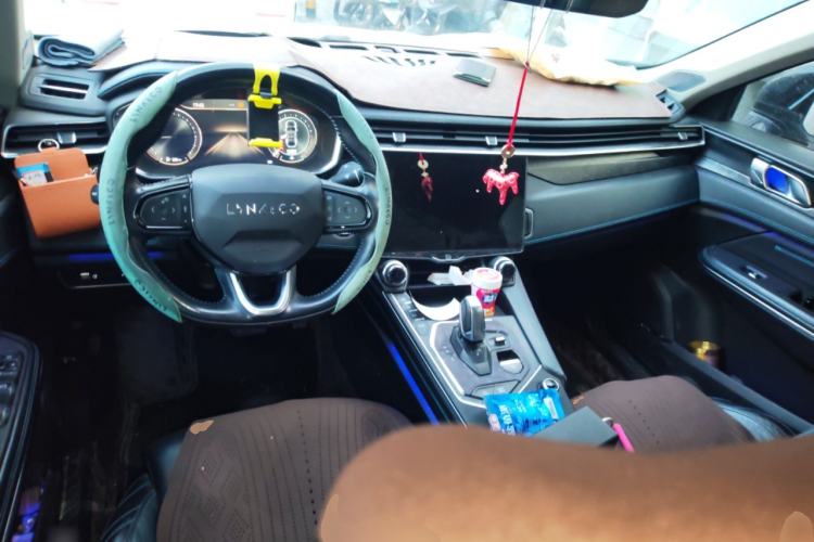 Used Lynk & Co 05 2020 2.0TD Two-Wheel Drive Shine Halo
