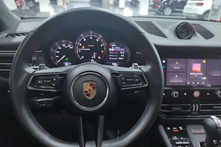 Used Porsche Macan 2024 Macan 2.0T