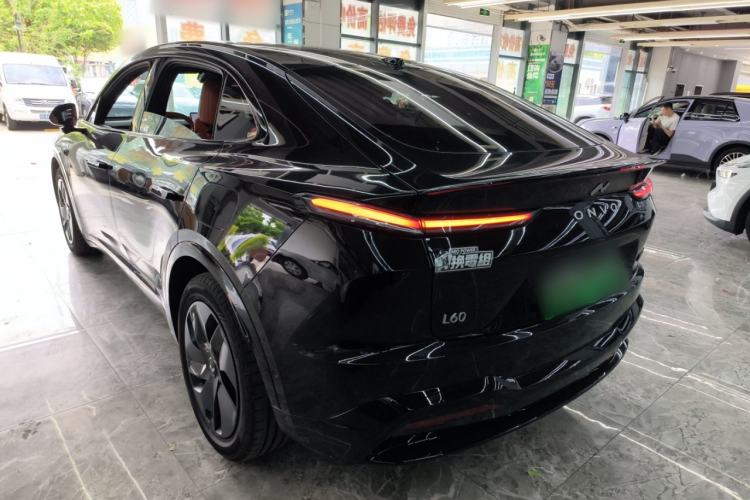 Used ONVO L60 2024 60 kWh Rear-Drive Version