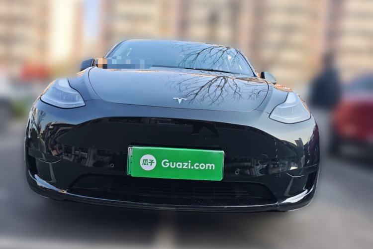 Used Tesla Model Y 2022 Rear-Wheel-Drive Version Front