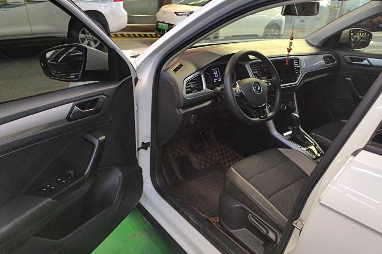 Used Volkswagen T-ROC 2021 280TSI DSG Two-Wheel Drive Elite Connect Edition Driver Seat